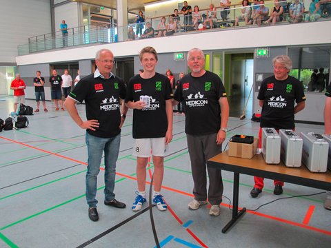 Gruppenbild TV Eibach 03 - Trikotponsoring 